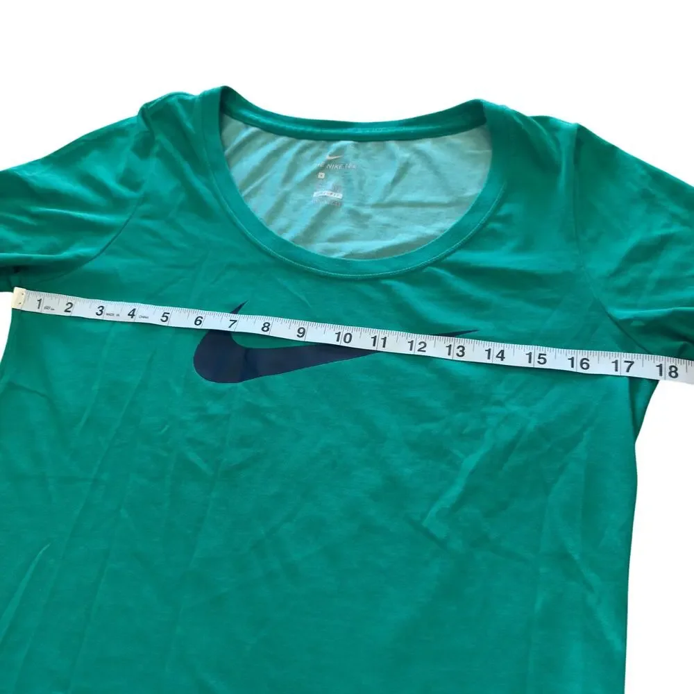 Nike Dri-Fit Women’s Short Sleeve Nike T-Shirt Size‎ Small Green Tee Swish Navy